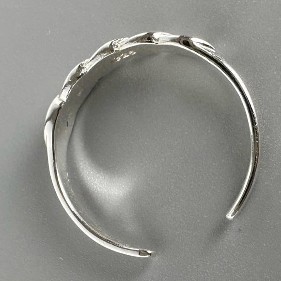 Sterling Silver Adjustable Leaf Toe Ring - Picture 7 of 9